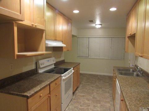 429 Begonia Blvd, Fairfield, CA 94533 photo 17