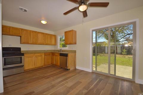 919 5th St, Fairfield, CA 94533 photo 4