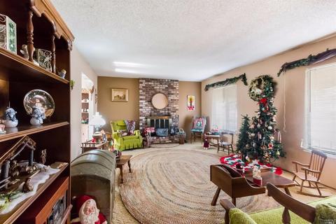 307 Barcelona St, Vallejo, CA 94591 photo 3