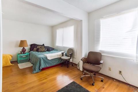 307 Barcelona St, Vallejo, CA 94591 photo 15