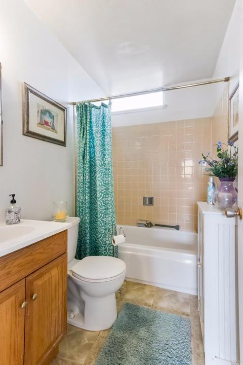 307 Barcelona St, Vallejo, CA 94591 photo 18
