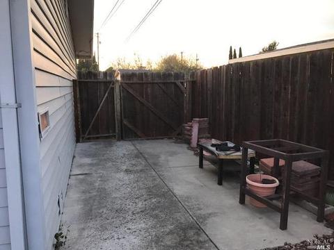 2008 Plum Tree Way, Fairfield, CA 94533 photo 16