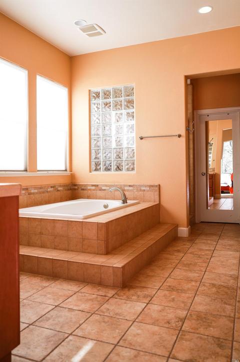 8890 Starr Rd, Windsor, CA 95492 photo 11