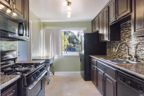 252 Sonora Pass Rd, Vallejo, CA 94589 photo 4