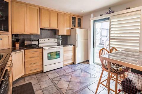 314 Kathy Ellen Dr, Vallejo, CA 94591 photo 9