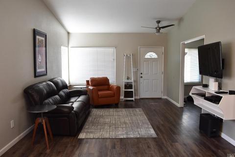 2512 Woolner Ave, Fairfield, CA 94533 photo 4