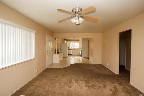 228 Ash St, Vacaville, CA 95688 photo 8