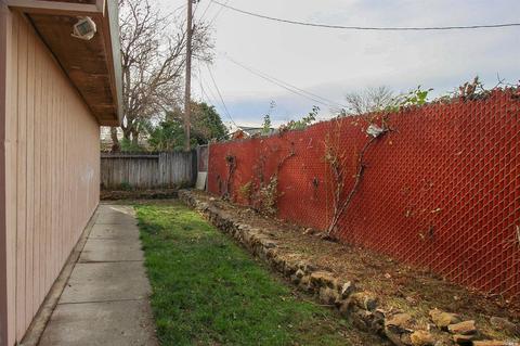 228 Ash St, Vacaville, CA 95688 photo 42