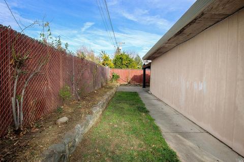 228 Ash St, Vacaville, CA 95688 photo 47