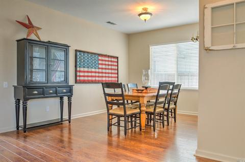 5216 Academy Dr, Fairfield, CA 94534 photo 2