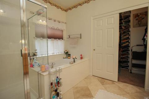 2805 Rockridge Dr, Fairfield, CA 94534 photo 31