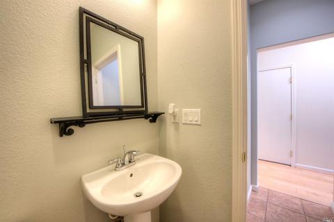 1004 Fortune St, Vallejo, CA 94590 photo 6