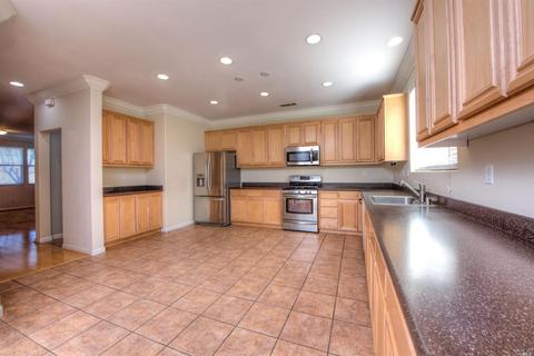 1004 Fortune St, Vallejo, CA 94590 photo 9