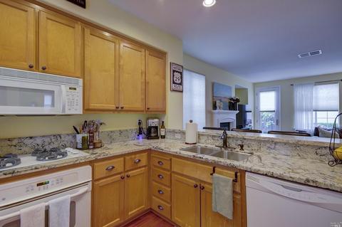 6331 Newhaven Ln, Vallejo, CA 94591 photo 8