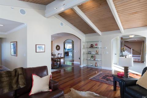 100 Bryan Dr, Novato, CA 94945 photo 22