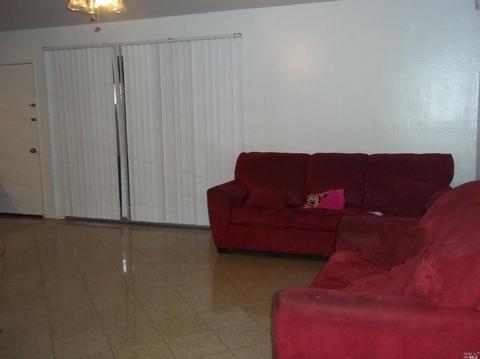 1631 Clay St, Fairfield, CA 94533 photo 3