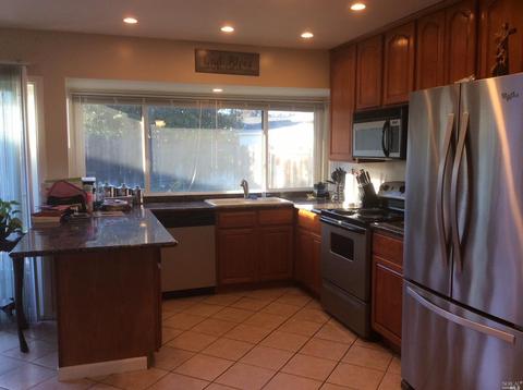 2355 Currier Pl, Fairfield, CA 94533 photo 4