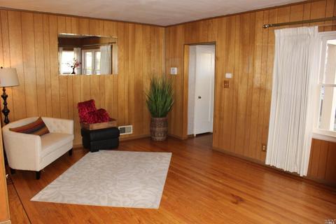 1939 Illinois St, Vallejo, CA 94590 photo 3