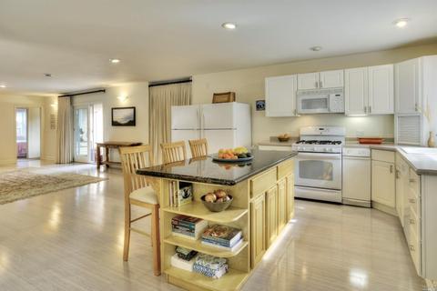 73 Gregory Dr, Fairfax, CA 94930 photo 8
