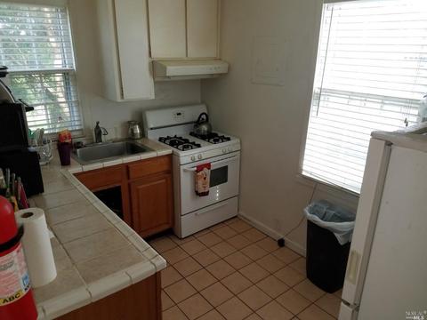 62 Parrott St, Vallejo, CA 94590 photo 8