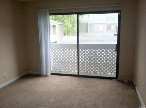 165 Oddstad Dr #28, Vallejo, CA 94589 photo 7