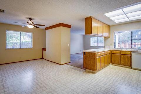 977 Suffolk Way, Fairfield, CA 94533 photo 8
