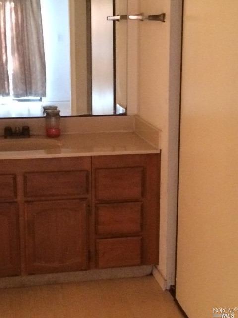 165 Oddstad Dr #75, Vallejo, CA 94589 photo 2