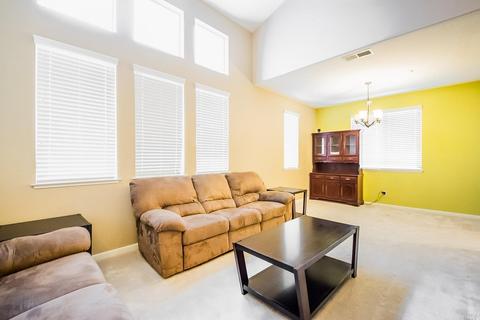 3401 Angler Ct, Fairfield, CA 94533 photo 2
