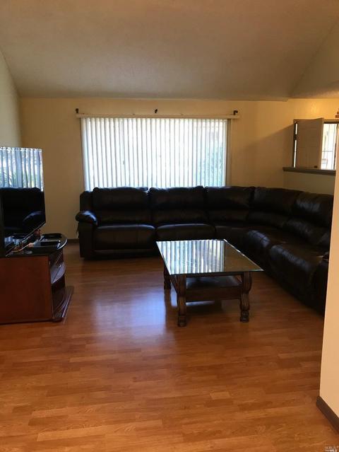 123 Limestone Dr, Vallejo, CA 94589 photo 5