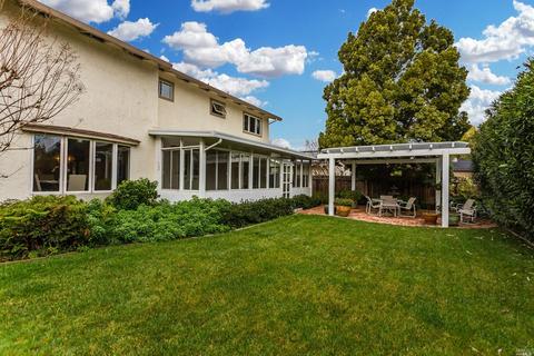 321 Edgewood Dr, Vacaville, CA 95688 photo 31