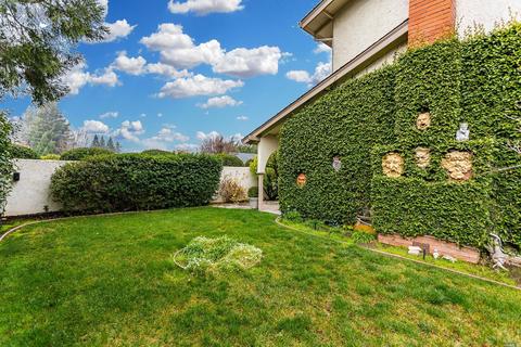 321 Edgewood Dr, Vacaville, CA 95688 photo 30