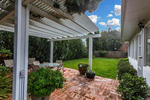 321 Edgewood Dr, Vacaville, CA 95688 photo 34