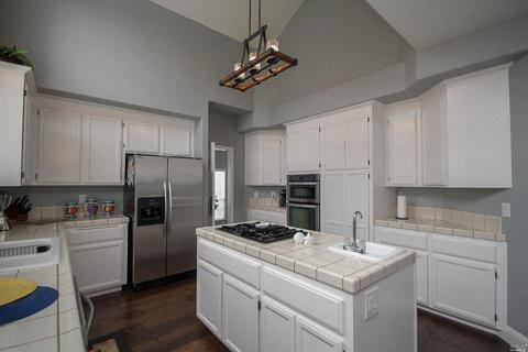 2025 Hillridge Dr, Fairfield, CA 94534 photo 8