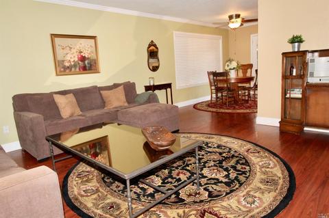 8372 Lakewood Ave, Cotati, CA 94931 photo 4
