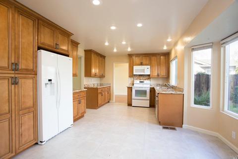 776 Ash Ct, Fairfield, CA 94533 photo 5