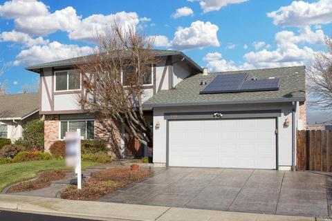 776 Ash Ct, Fairfield, CA 94533 photo 2