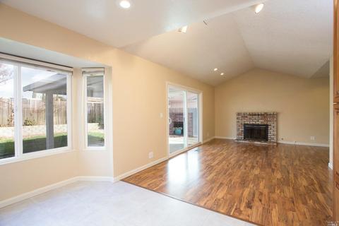 776 Ash Ct, Fairfield, CA 94533 photo 8