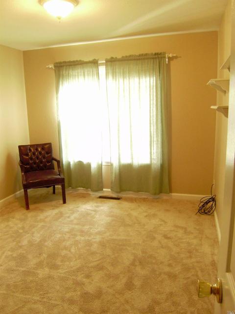349 Wilson Ln, Windsor, CA 95492 photo 12