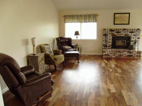 349 Wilson Ln, Windsor, CA 95492 photo 4