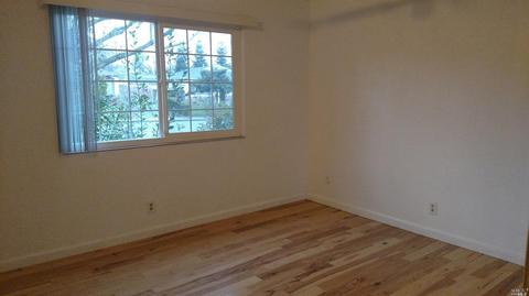 241 Serrano Dr, Fairfield, CA 94533 photo 9