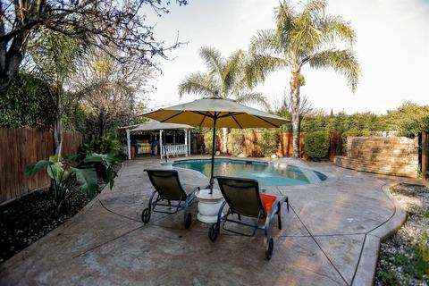 655 Woodard Way, Dixon, CA 95620 photo 4