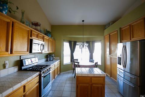 655 Woodard Way, Dixon, CA 95620 photo 6