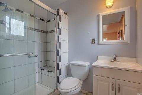 631 Mark Ave, Vallejo, CA 94589 photo 12