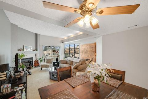 122 Nantucket Ln, Vallejo, CA 94590 photo 4