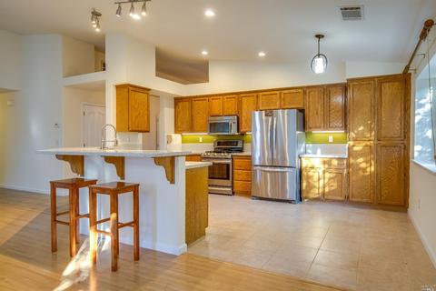 1475 Austin Dr, Dixon, CA 95620 photo 3