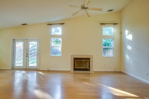 1475 Austin Dr, Dixon, CA 95620 photo 4