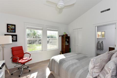 240 W Macarthur St, Sonoma, CA 95476 photo 16