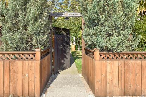 240 W Macarthur St, Sonoma, CA 95476 photo 3