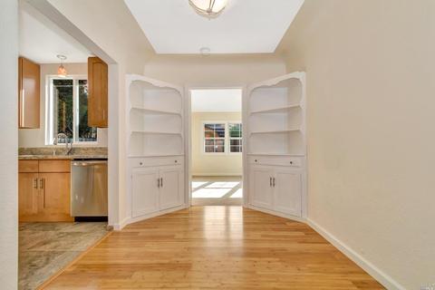 2745 Georgia St, Vallejo, CA 94591 photo 6