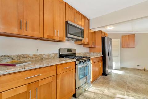 2745 Georgia St, Vallejo, CA 94591 photo 8